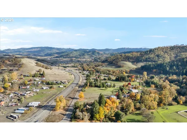 $449,000 | 939 Buckhorn Road, Roseburg, OR 97470