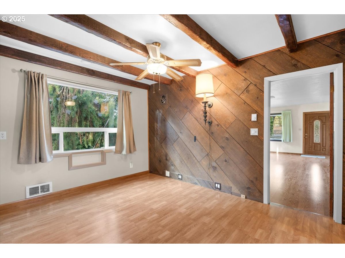 939 Buckhorn Road Roseburg, OR 97470 - Photo 5 of 35 a view of an empty room with a window