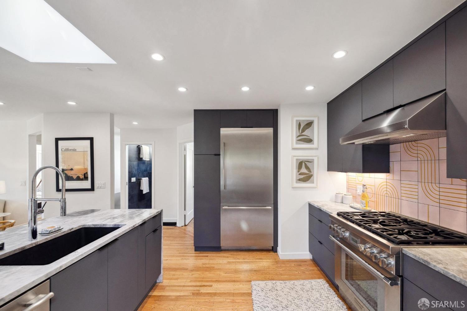 2 Aztec Street San Francisco, CA 94110 - Photo 21 of 68