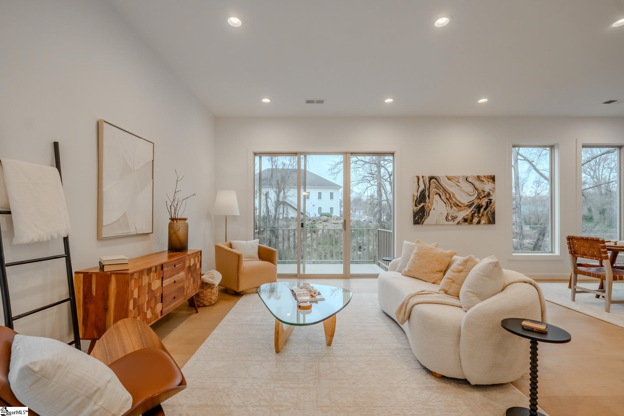 11 Mount Zion Avenue Greenville, SC 29607 - Photo 18 of 35