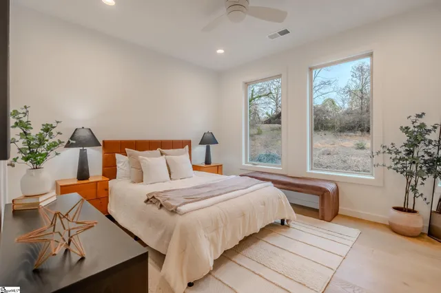 $575,000 | 11 Mount Zion Avenue, Greenville, SC 29607