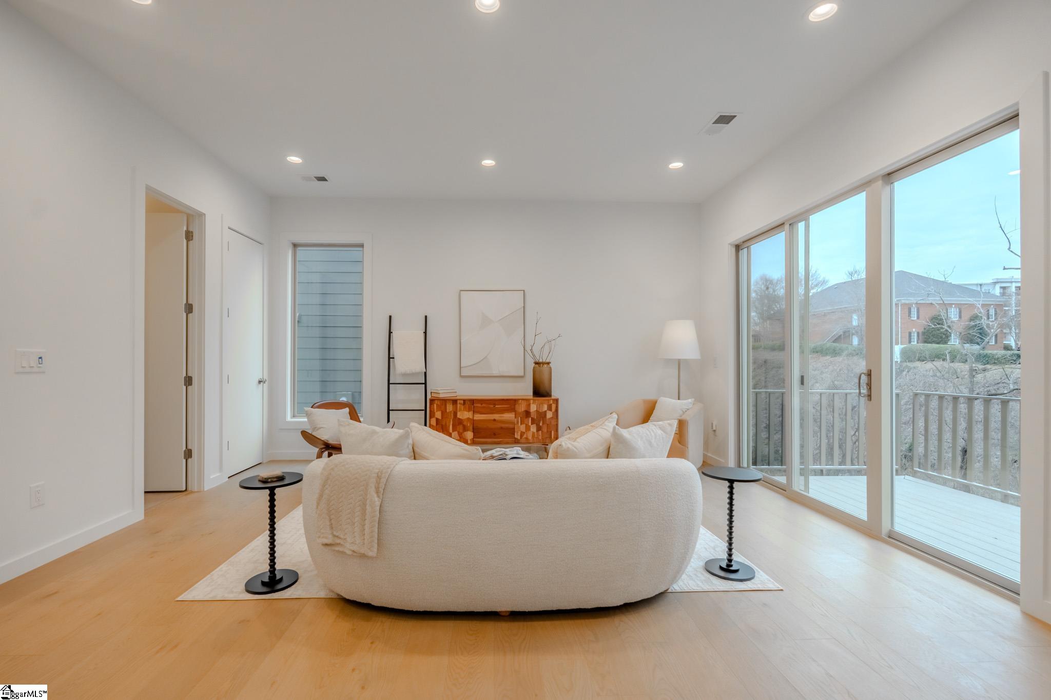 11 Mount Zion Avenue Greenville, SC 29607 - Photo 20 of 35