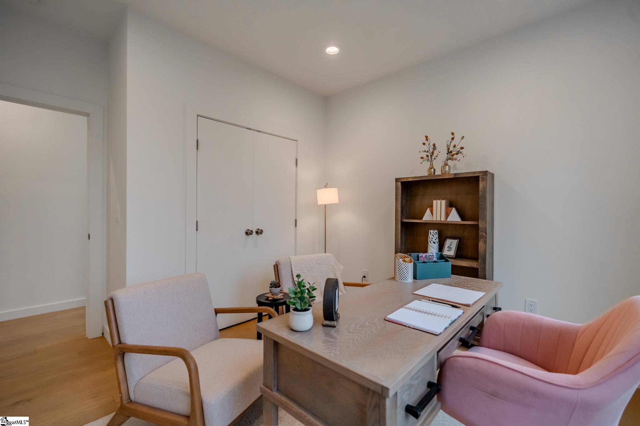 11 Mount Zion Avenue Greenville, SC 29607 - Photo 27 of 35