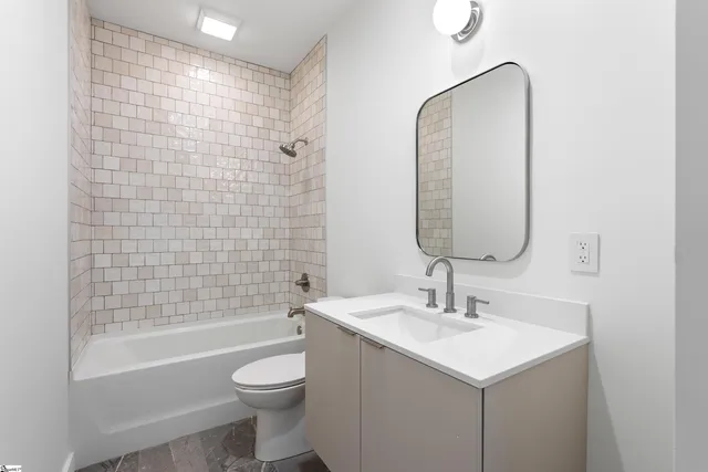 $575,000 | 11 Mount Zion Avenue, Greenville, SC 29607