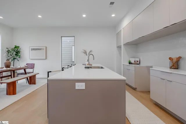 $575,000 | 11 Mount Zion Avenue, Greenville, SC 29607