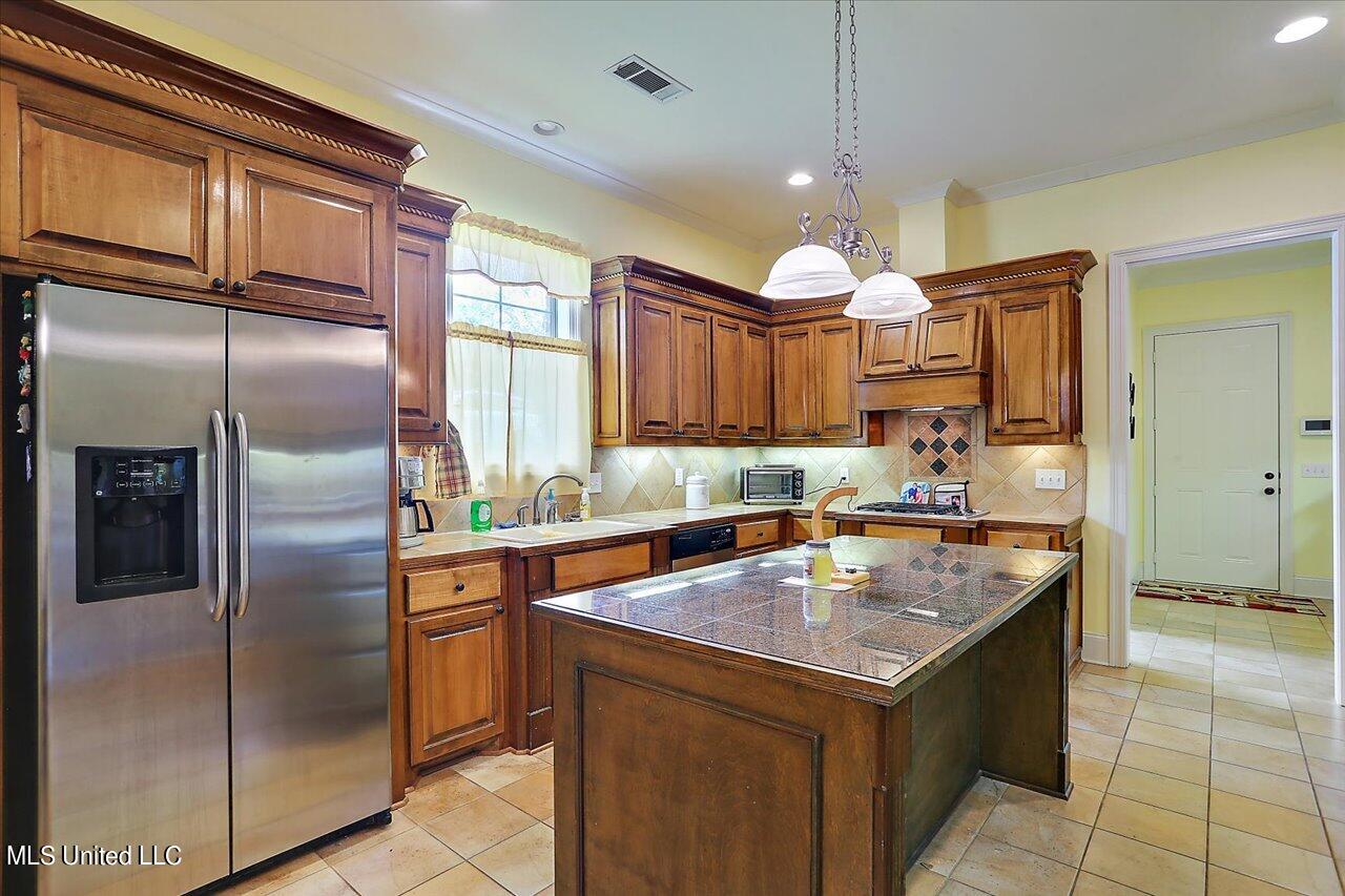 106 Pine Ridge Drive Canton, MS 39046 - Photo 10 of 38 10-106 Pine Ridge Dr