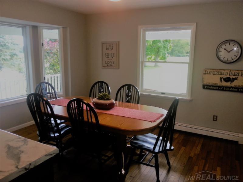 6734 Black River Road Croswell, MI 48422 - Photo 11 of 25 31329914-10.JPG