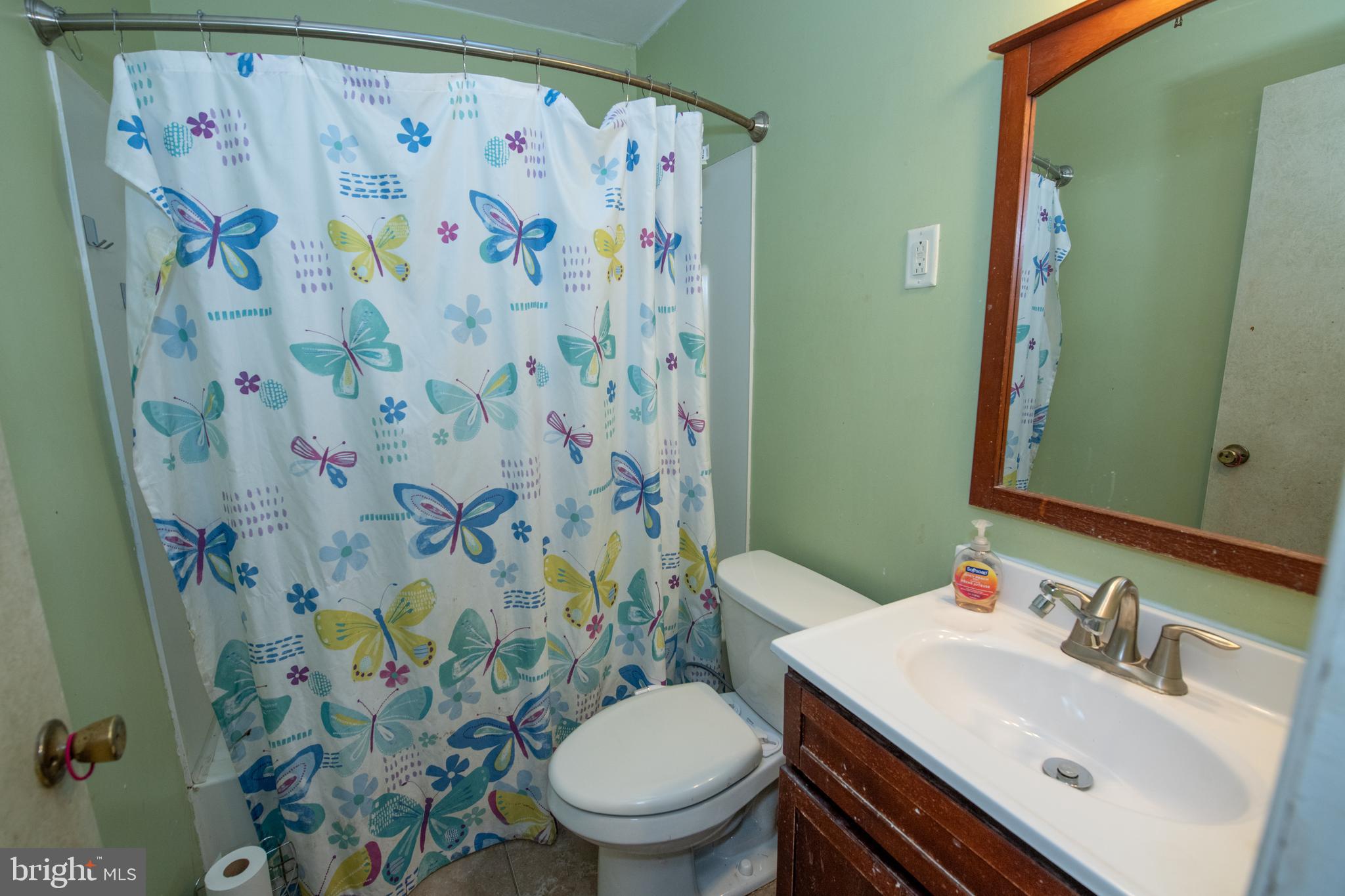 9124 Springview Road Philadelphia, PA 19115 - Photo 35 of 45 Gallery Image 35