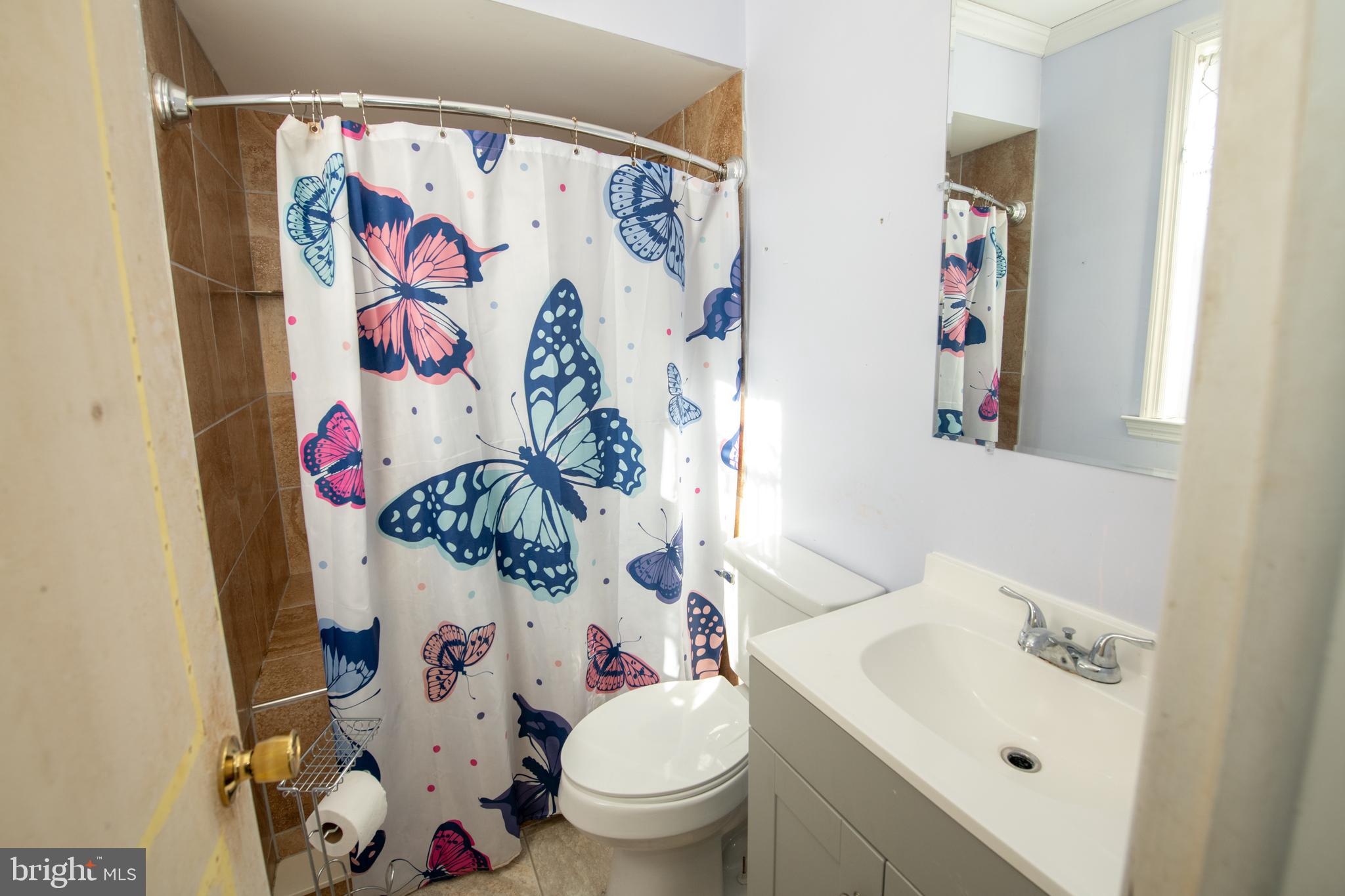 9124 Springview Road Philadelphia, PA 19115 - Photo 36 of 45 Gallery Image 36
