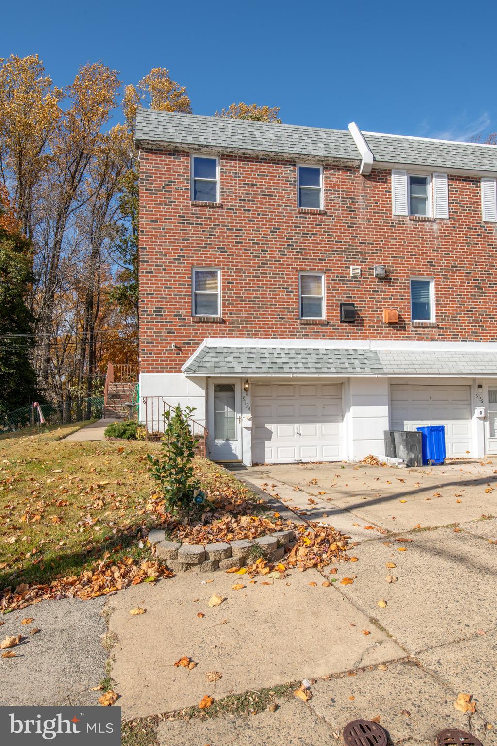 9124 Springview Road Philadelphia, PA 19115 - Photo 7 of 45 Gallery Image 7