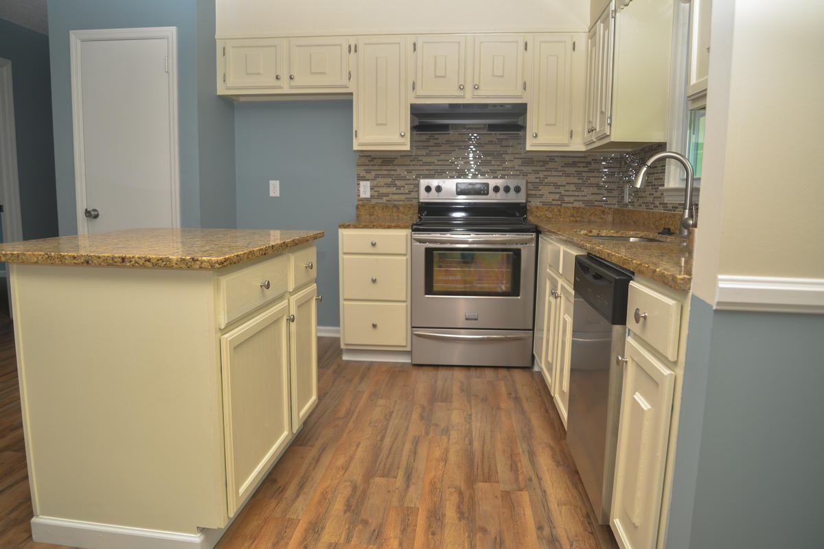 101 Atlanta Road Ladson, SC 29456 - Photo 13 of 31 Kitchen (1 of 1)-3