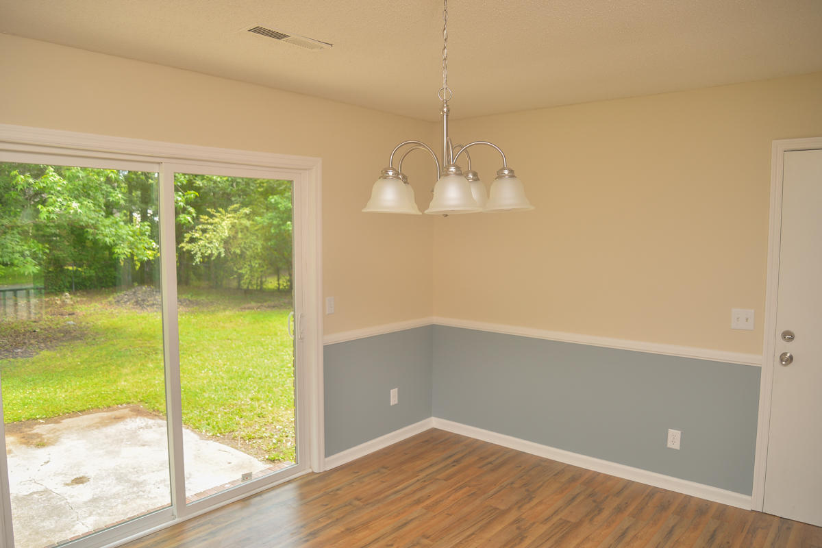 101 Atlanta Road Ladson, SC 29456 - Photo 14 of 31 Dining Area (1 of 1)-2