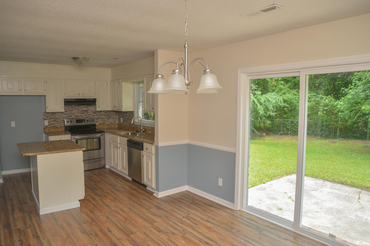 101 Atlanta Road Ladson, SC 29456 - Photo 15 of 31 Dining Area (1 of 1)-4