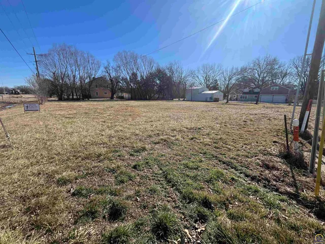 $80,000 | 1500 East 6th Avenue, Emporia, KS 66801
