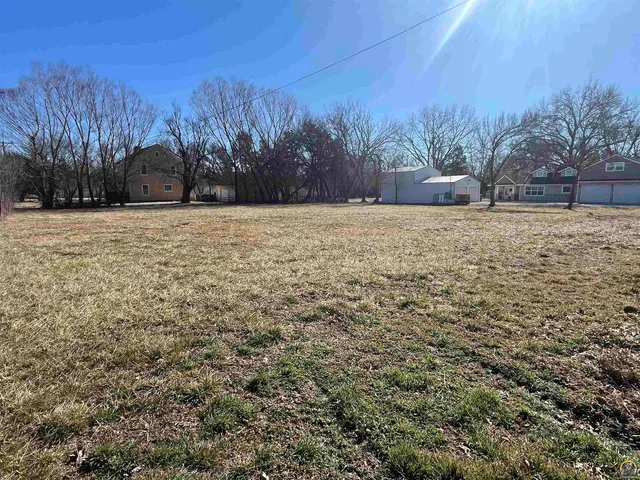 $80,000 | 1500 East 6th Avenue, Emporia, KS 66801