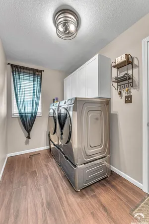 $461,999 | 7710 Southwest 27th Street, Topeka, KS 66614