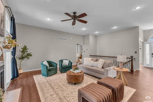 $461,999 | 7710 Southwest 27th Street, Topeka, KS 66614