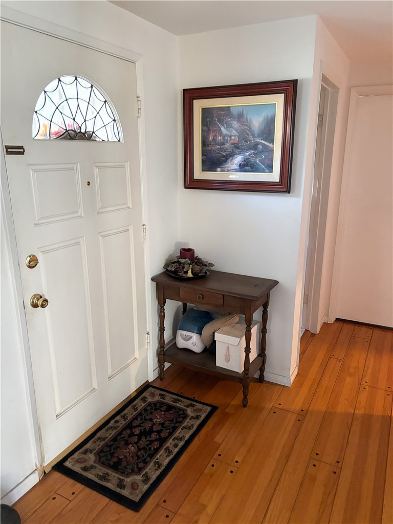 1625 Elevado Avenue Arcadia, CA 91006 - Photo 4 of 12 a view of a workspace room with wooden floor