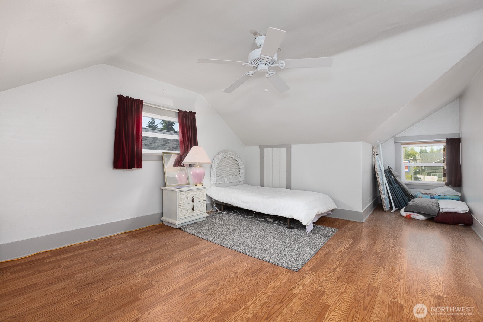 3606 South 12th Street Tacoma, WA 98405 - Photo 12 of 14