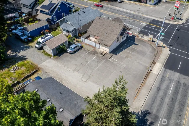 $469,000 | 3606 South 12th Street, Tacoma, WA 98405