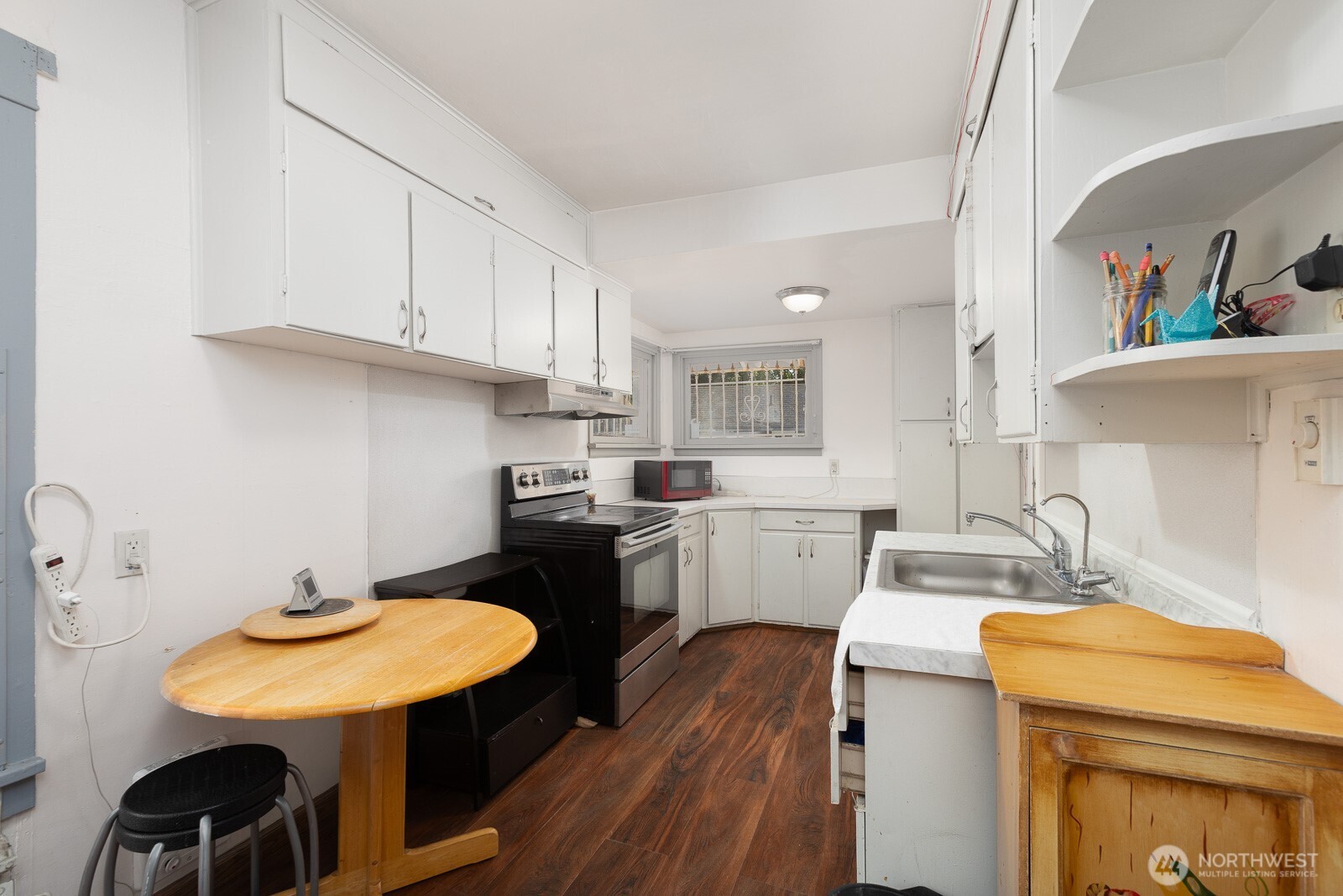 3606 South 12th Street Tacoma, WA 98405 - Photo 10 of 14