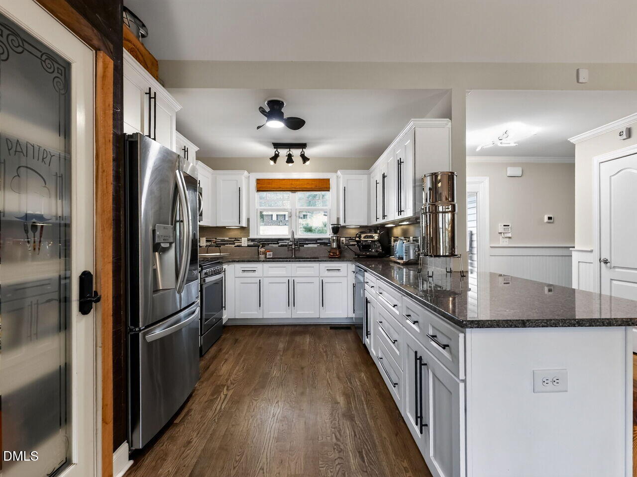 2570 Tarheel Road Benson, NC 27504 - Photo 10 of 49 010-1280x960-kitchen
