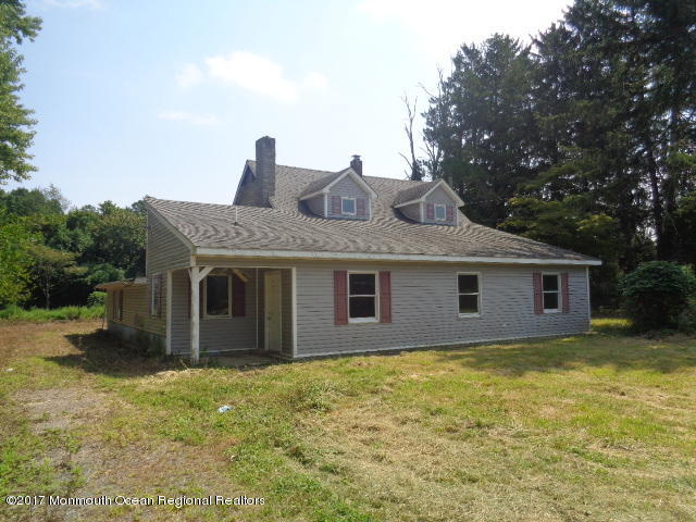 99 Pond Road Freehold, NJ 07728 - Photo 1 of 17 DSC04970