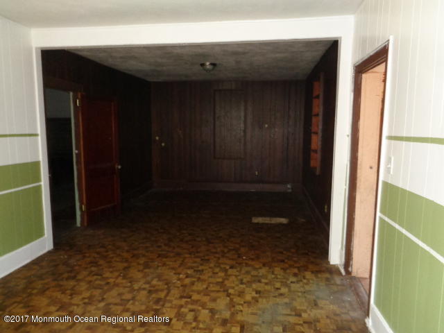 99 Pond Road Freehold, NJ 07728 - Photo 12 of 17 DSC04982