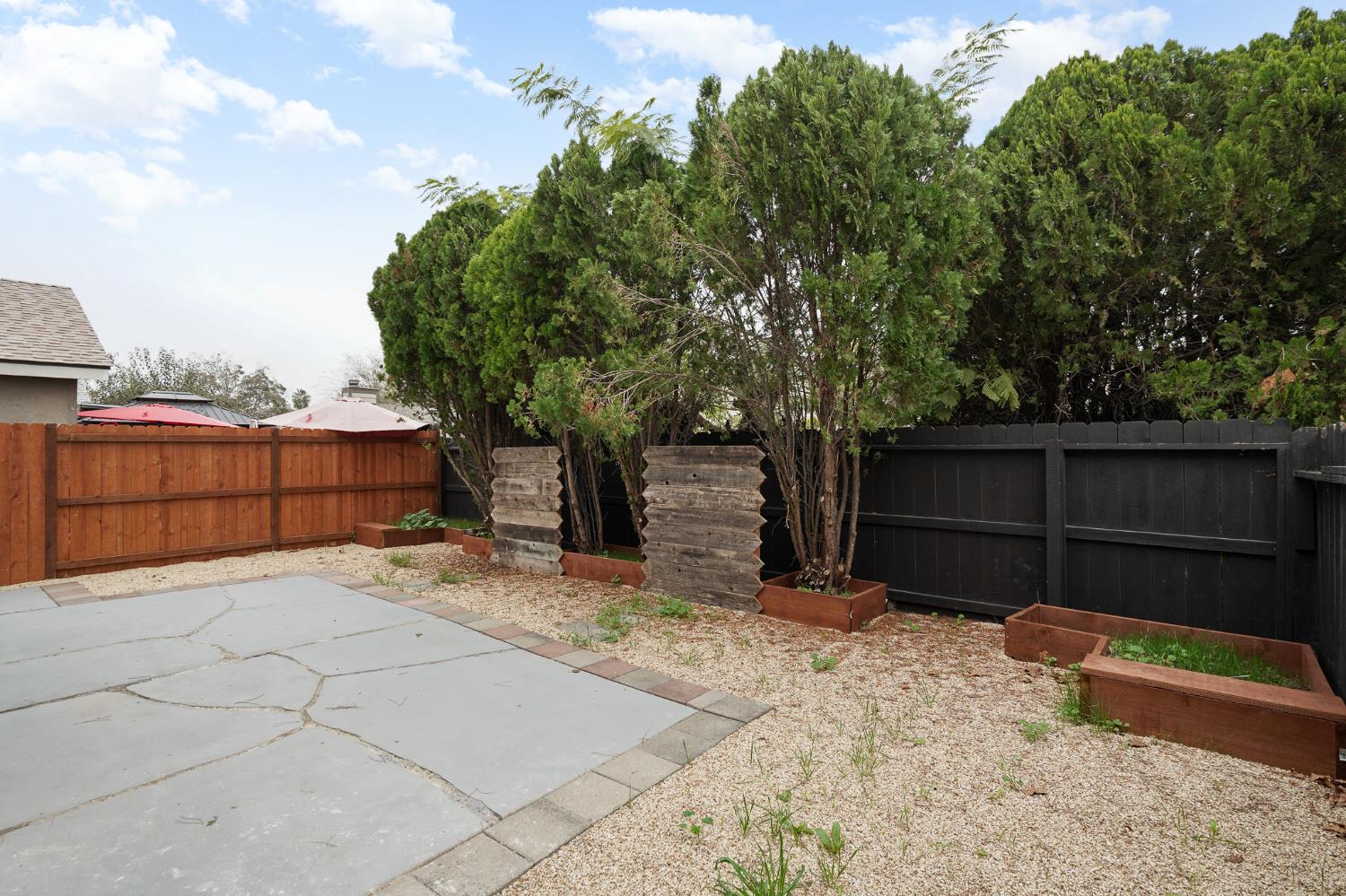 335 West Clover Road Tracy, CA 95376 - Photo 35 of 49 a view of a backyard
