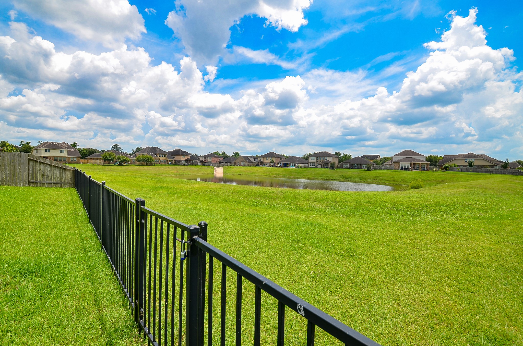 2227 Leonetti Lane Rosenberg, TX 77471 - Photo 45 of 47 back yard