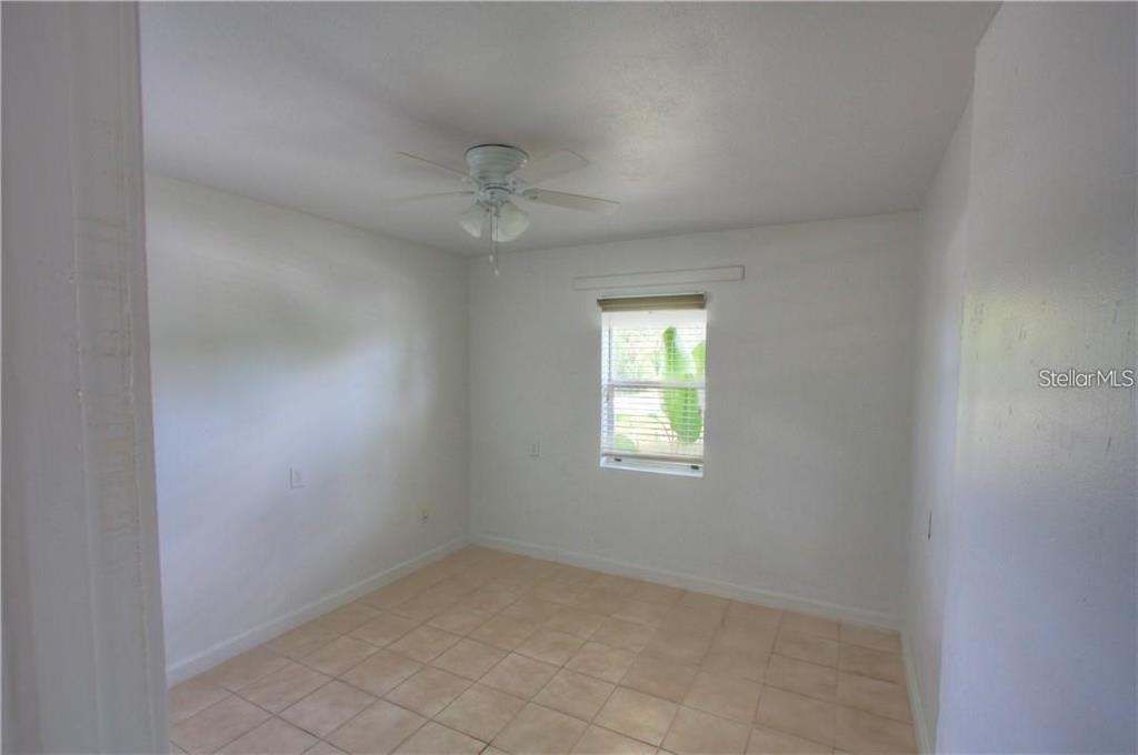 613 Shore Road Nokomis, FL 34275 - Photo 6 of 8