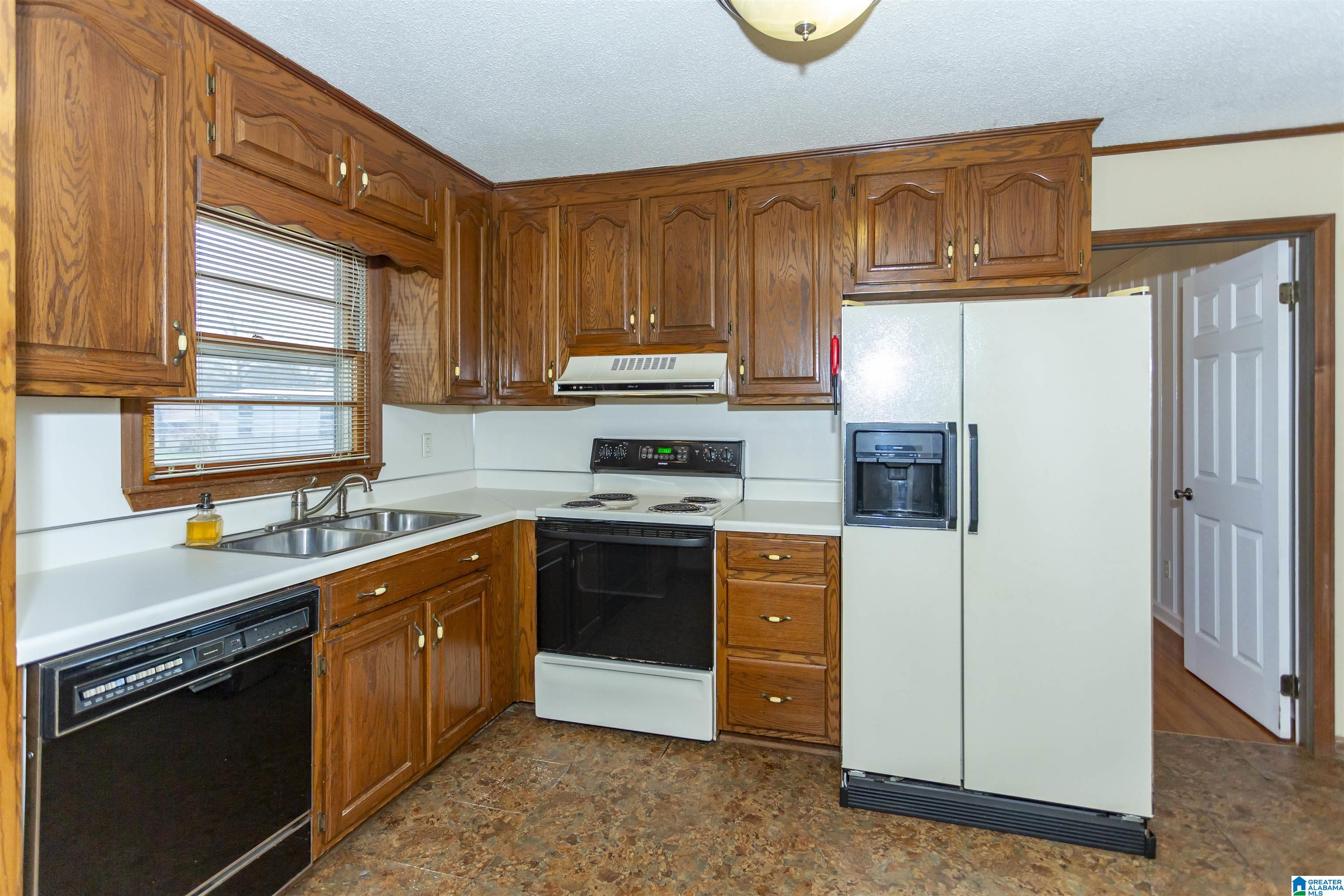 2505 Walker Chapel Road Fultondale, AL 35068 - Photo 7 of 18