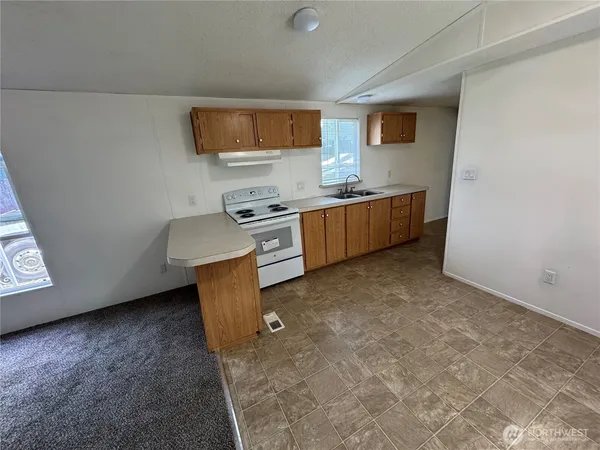 $79,900 | 5705 Littlerock Road Southwest, Unit 30, Tumwater, WA 98512