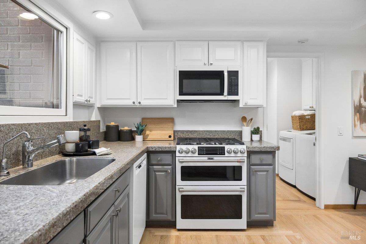 42 Underhill Road Mill Valley, CA 94941 - Photo 14 of 76