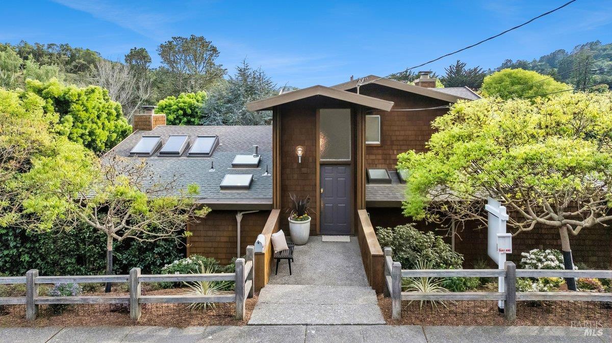 42 Underhill Road Mill Valley, CA 94941 - Photo 2 of 76