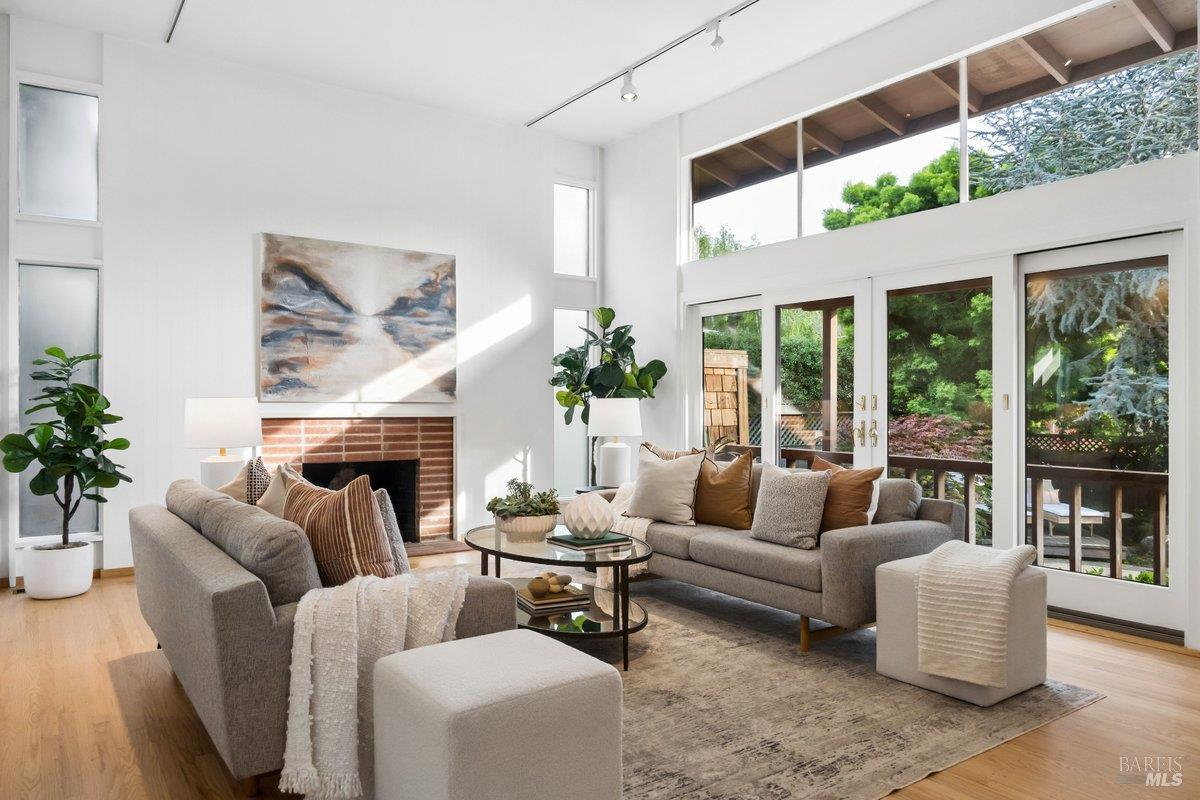 42 Underhill Road Mill Valley, CA 94941 - Photo 7 of 76