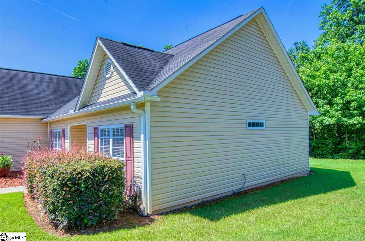 152 Rounded Wind Drive Easley, SC 29642 - Photo 5 of 35 Gallery Image 5