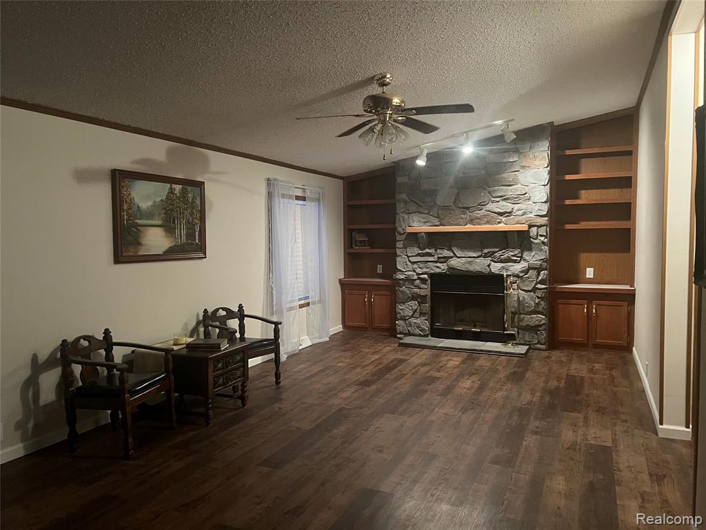 222 Chestnut Street Kalkaska, MI 49646 - Photo 2 of 25