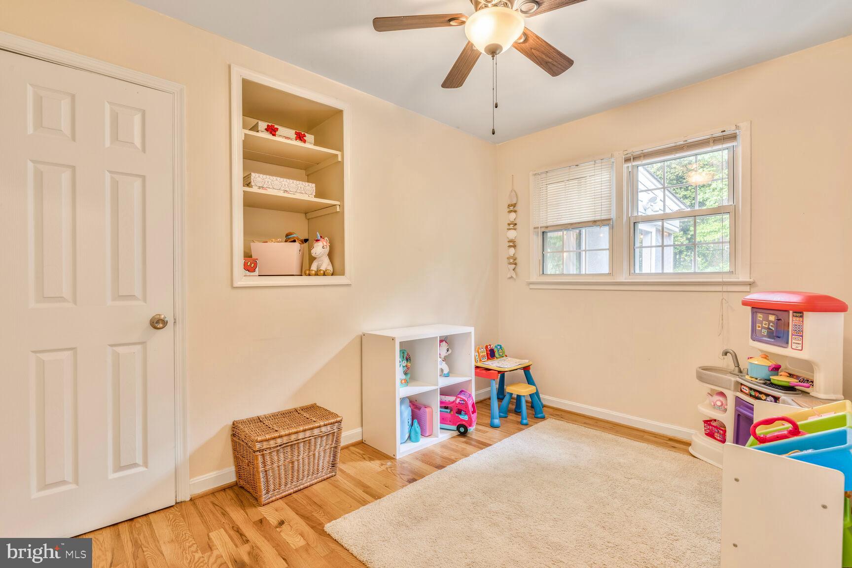 1024 Gilbert Road Rockville, MD 20851 - Photo 11 of 19 Gallery Image 11