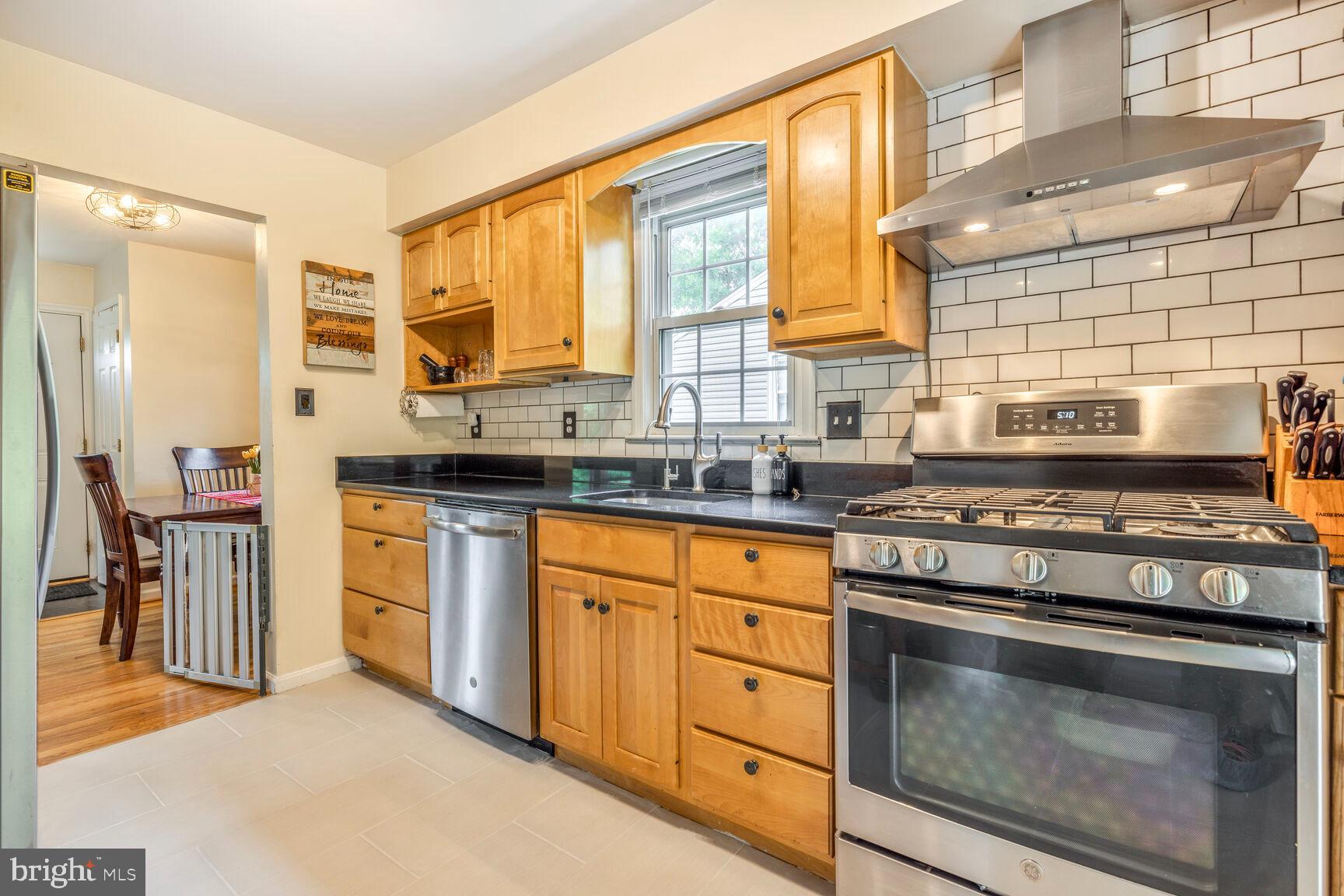 1024 Gilbert Road Rockville, MD 20851 - Photo 7 of 19 Gallery Image 7