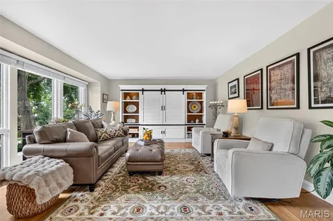 $535,000 | 13203 Dartagnan Court, St. Louis, MO 63141