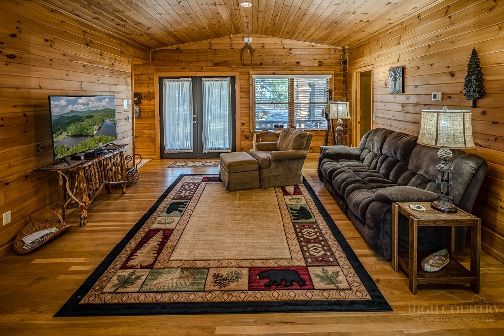 97 Lakeview Road Newland, NC 28657 - Photo 8 of 49