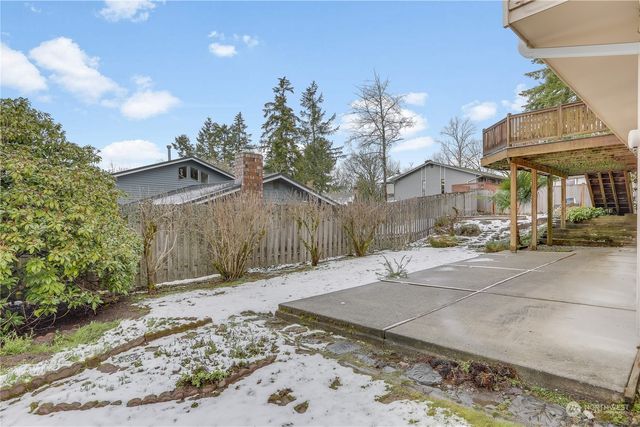 $1,555,000 | 12102 Southeast 46th Court, Bellevue, WA 98006