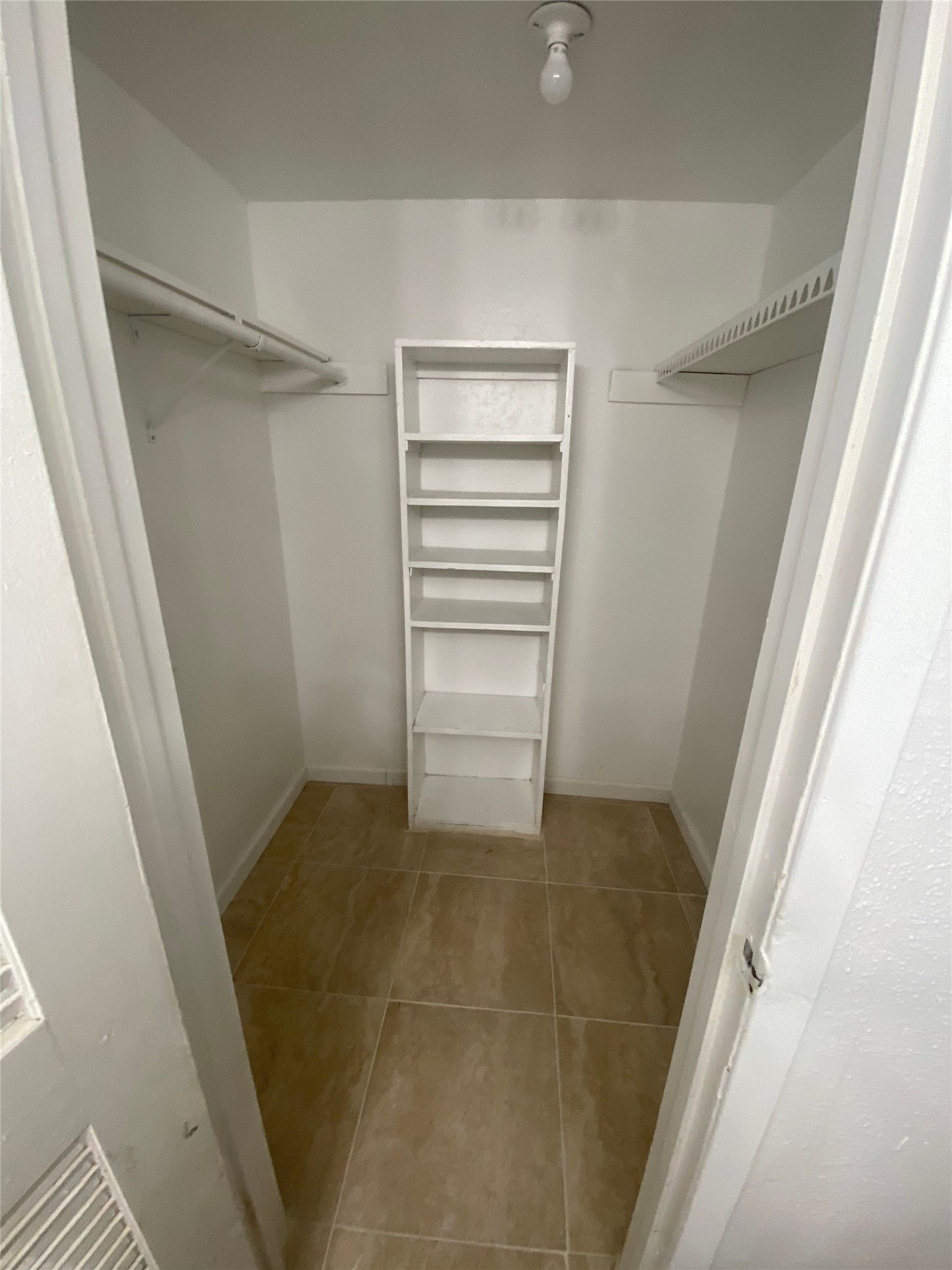 6200 West Tidwell Road, Unit 705 Houston, TX 77092 - Photo 11 of 12 a view of closet