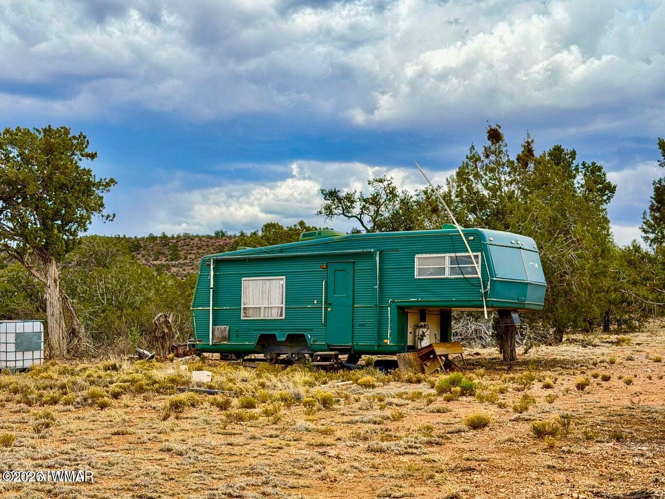 34962 West Hidalgo Road Seligman, AZ 86337 - Photo 5 of 28