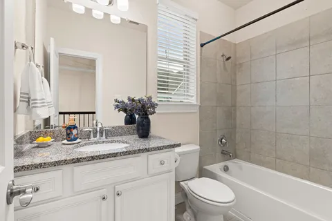 $675,000 | 3502 Autumndale Drive, Houston, TX 77018