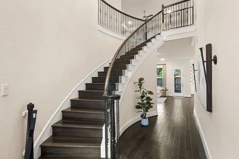 $675,000 | 3502 Autumndale Drive, Houston, TX 77018