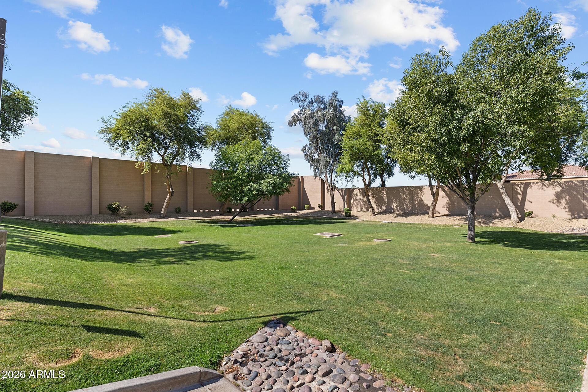 8189 West Groom Creek Road Phoenix, AZ 85043 - Photo 36 of 37 07