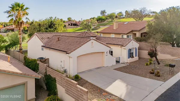$445,000 | 8719 North Sam Snead Drive, Tucson, AZ 85742