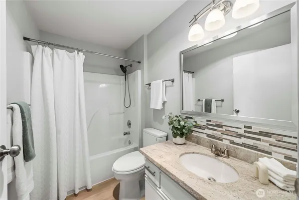 $300,000 | 1101 37th Street Southeast, Unit 301, Auburn, WA 98002